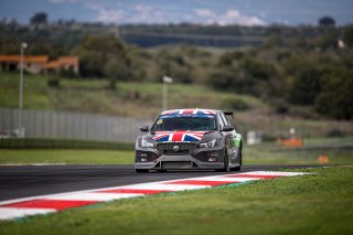 #6 GREAT BRITAIN GBR Rory BUTCHER MG6 Xpower TCR* Cobra Sport AmD Autoaid/RCIB Insurance, Free Practice 1
 | SRO / Kevin Pecks-1VIER