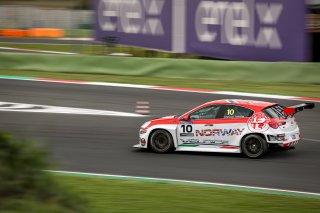 #10 NORWAY NOR Kristian MOE SÆTHEREN Alfa Romeo Giulietta Veloce TCR Kristian Moe SӔTHEREN, Free Practice 2
 | SRO / Kevin Pecks-1VIER