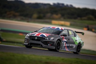 #6 GREAT BRITAIN GBR Rory BUTCHER MG6 Xpower TCR* Cobra Sport AmD Autoaid/RCIB Insurance, Free Practice 2
 | SRO / Kevin Pecks-1VIER