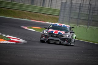#6 GREAT BRITAIN GBR Rory BUTCHER MG6 Xpower TCR* Cobra Sport AmD Autoaid/RCIB Insurance, Free Practice 2
 | SRO / Kevin Pecks-1VIER