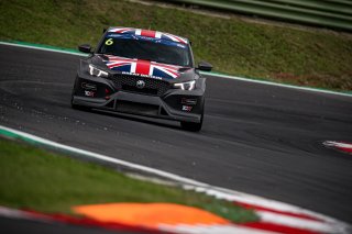 #6 GREAT BRITAIN GBR Rory BUTCHER MG6 Xpower TCR* Cobra Sport AmD Autoaid/RCIB Insurance, Free Practice 2
 | SRO / Kevin Pecks-1VIER