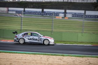 #25 LATVIA LVA   Valters ZVIEDRIS Audi RS 3 LMS DSG Latvian Motorsport Team, Qualifying 1
 | SRO / Kevin Pecks-1VIER