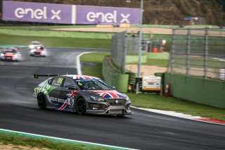 #6 GREAT BRITAIN GBR Rory BUTCHER MG6 Xpower TCR* Cobra Sport AmD Autoaid/RCIB Insurance, Qualifying 1
 | SRO / Kevin Pecks-1VIER