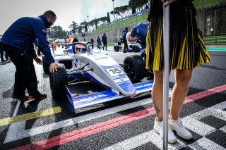 Gridwalk, Main Race
 | SRO / Dirk Bogaerts Photography