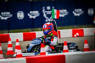 MEXICO Flavio Emil Bustamante Abed 12/17/03 Male, Practice
 | SRO / Jules Benichou - 21creation