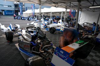 Setup
 | SRO / Kevin Pecks-1VIER