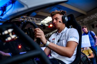 #13 - United Kingdom - Baldwin James - McLaren 720S GT3, Esports
 | SRO / Kevin Pecks
