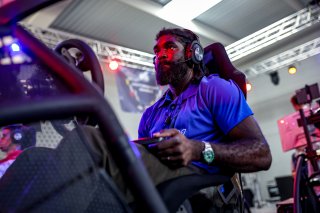#27 - Barbados - Sealy Leon - McLaren 720S GT3, Esports
 | SRO / Kevin Pecks