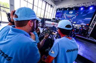 #14 - Bahamas - Robinson Dominick - McLaren 720S GT3, Esports
 | SRO / Kevin Pecks