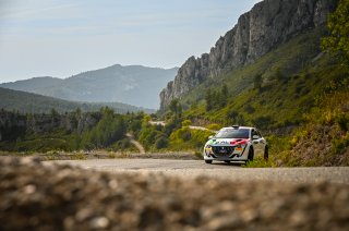 #30 - Italy - Roberto Dapra - Luca Guglielmetti - Peugeot 208 Rally4, Rally 4
 | SRO / Nico Deumille