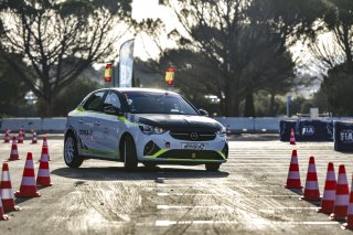 #15 - SPAIN - MIGUEL GARCIA PEREZ-CARRILLO - LAURA APARICIO ANGLES - Opel Corsa e Rally, Auto Slalom
 | SRO/ JULES BEAUMONT