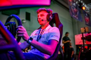 #13 - United Kingdom - Baldwin James - McLaren 720S GT3, Esports
 | SRO / TWENTY-ONE CREATION - Jules Benichou