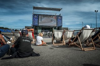 Ambiance, Paddock
 | SRO / Nico Deumille