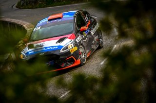 #21 - Netherlands - Martin van Hoek - Nard Ippen - Ford Fiesta Rally4, Rally 4
 | SRO / Nico Deumille